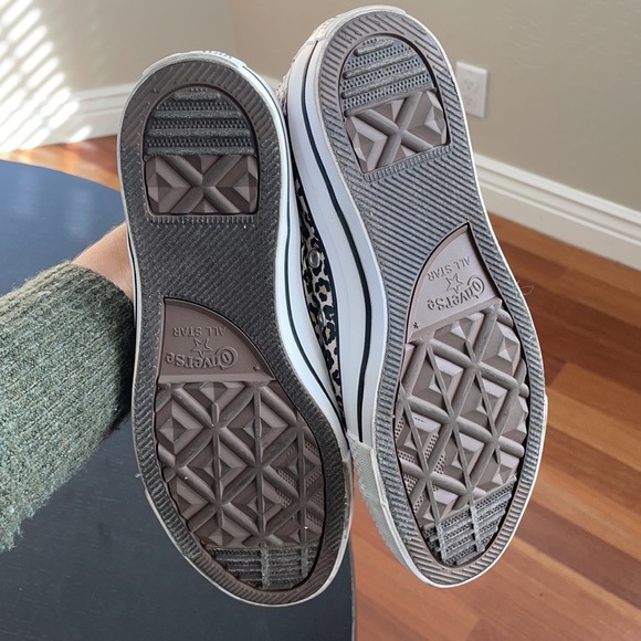 Converse! - Picture 4 of 4